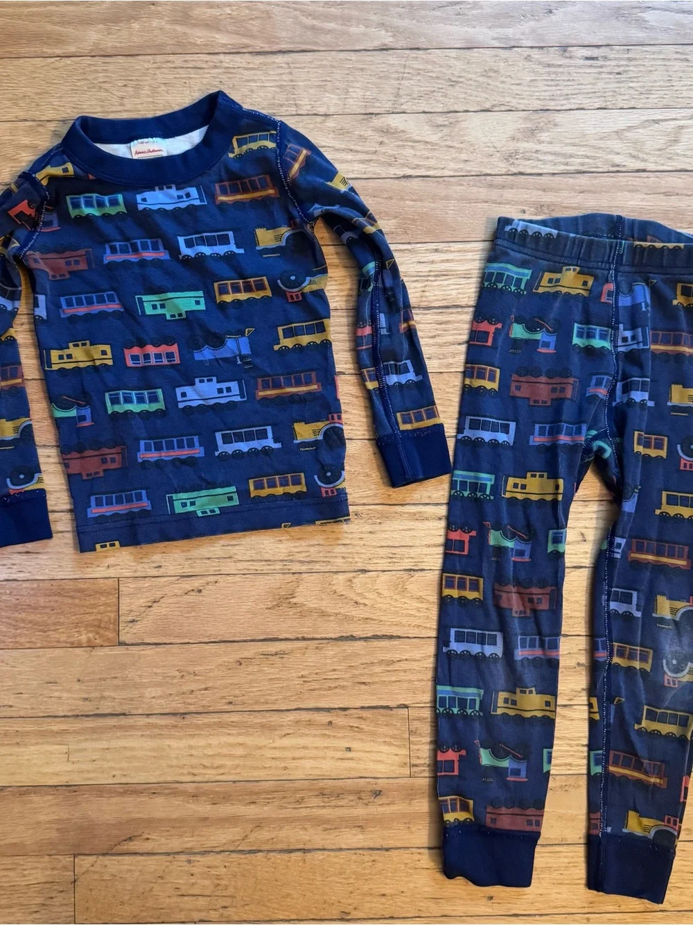 Hanna Andersson Navy Train Print Pajama Set Long sleeve Pants 100cm 4